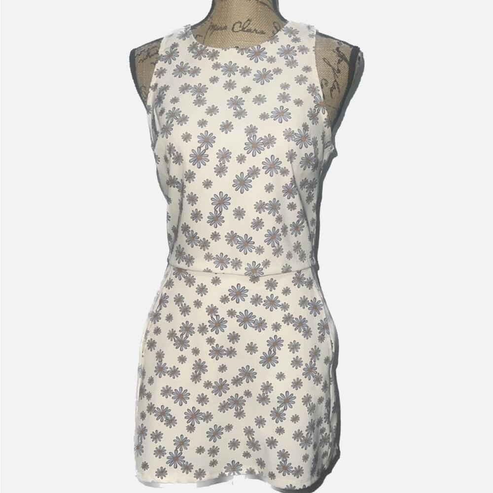 Alt’d State 2 piece top and skirt w/ pockets
